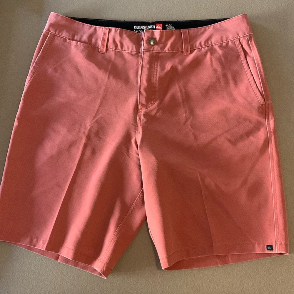 QUICKSILVER AMPHIBIANS SHORTS - CORAL/ ORANGE - Size 36